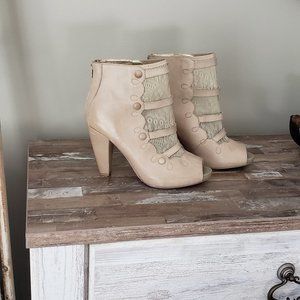 Seychelles Shoes Bootie